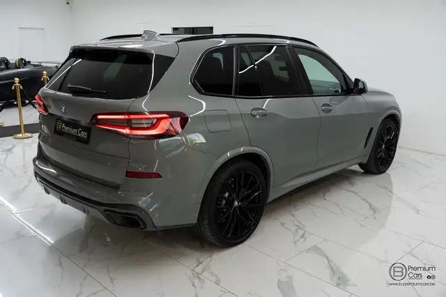 BMW X5 view 16