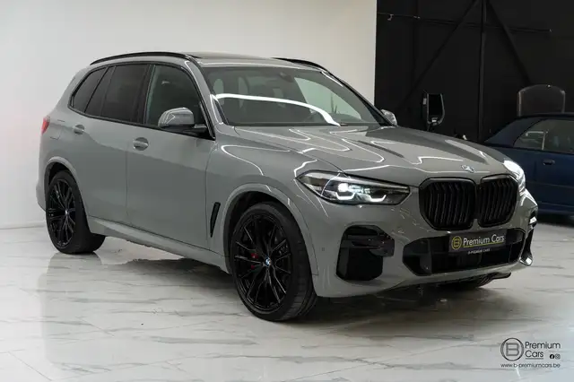 BMW X5 view 5