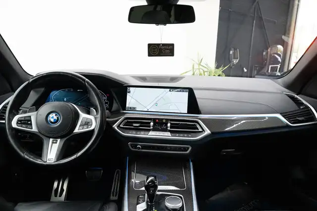 BMW X5 view 21