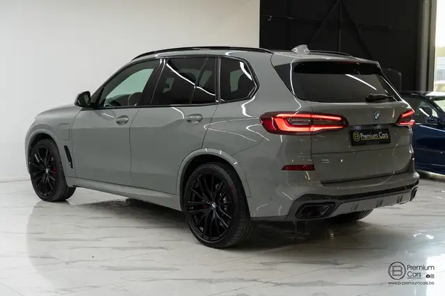 BMW X5 view 14