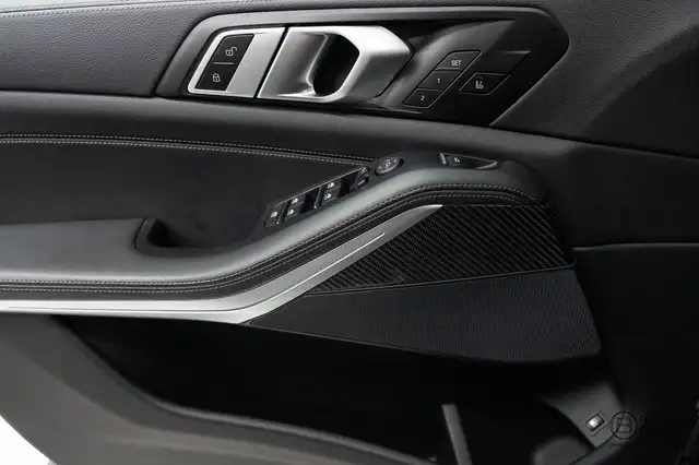 BMW X5 view 30