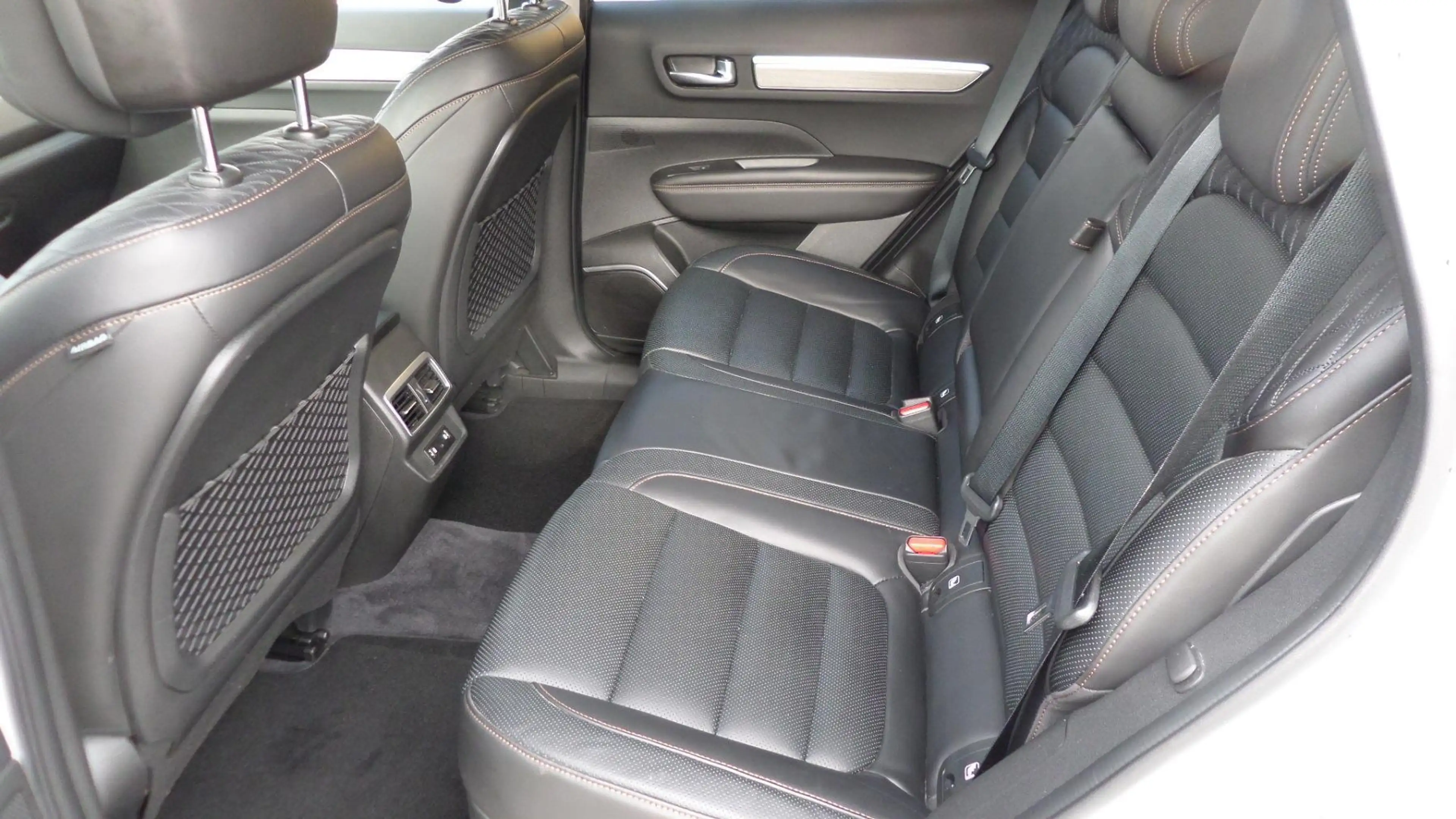 Renault Koleos II Initiale Paris 2.0 BLUE dCi 185 PS mit AHZV AHZV, Dach, Bose — photo 14