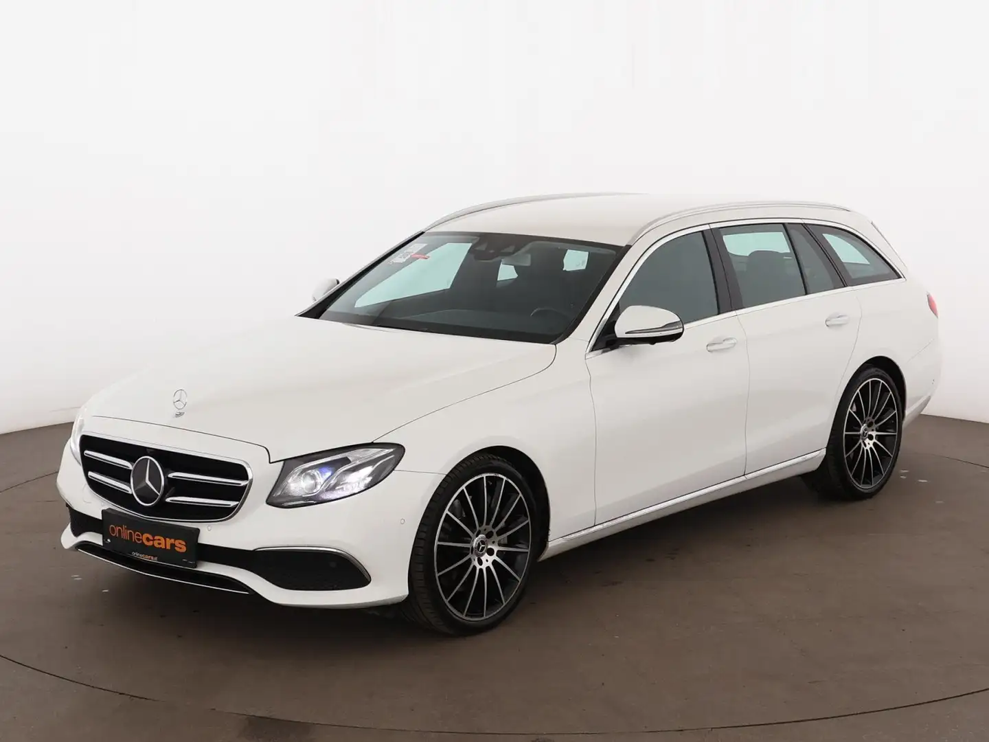 Mercedes-Benz E 400 d T 4Matic Avantgarde Aut LED STANDHZG AHK Weiß - 2