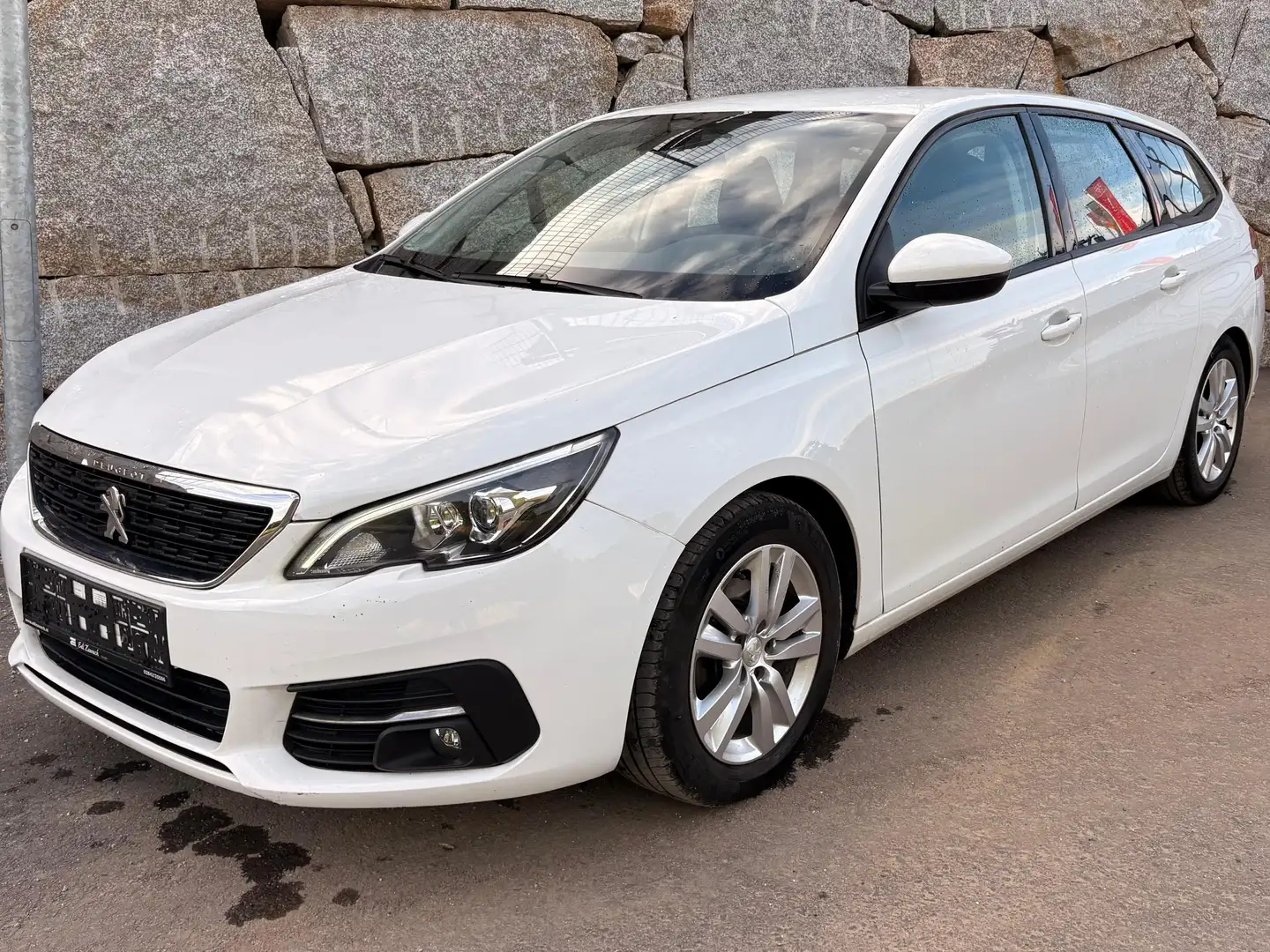 Peugeot 308 Active Pack Weiß - 1