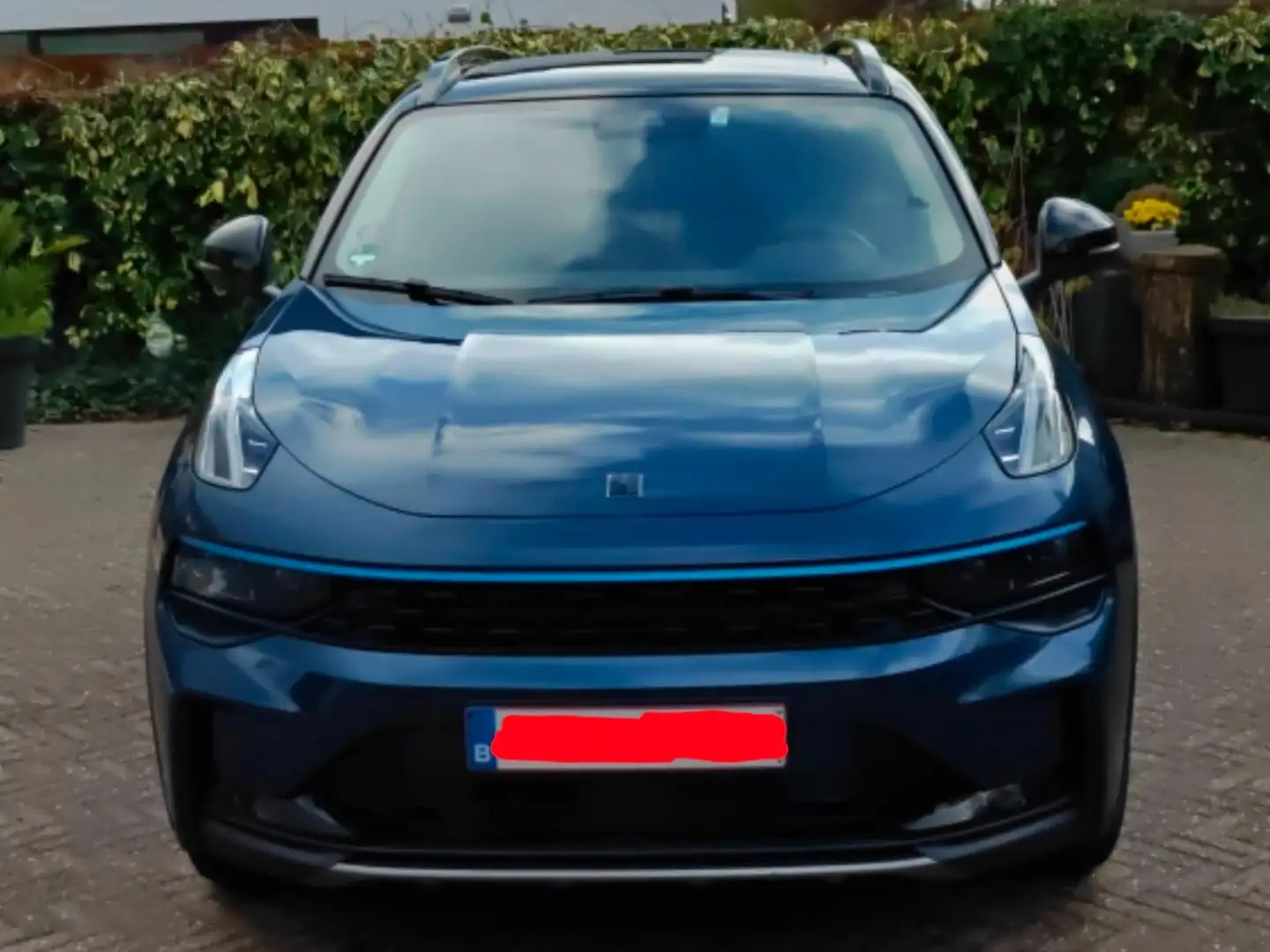 Lynk & Co 01 01 PHEV Bleu - 2