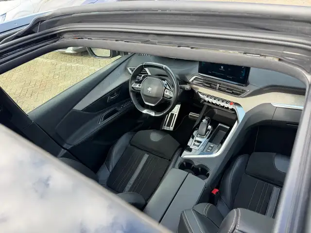 Peugeot 3008 view 8
