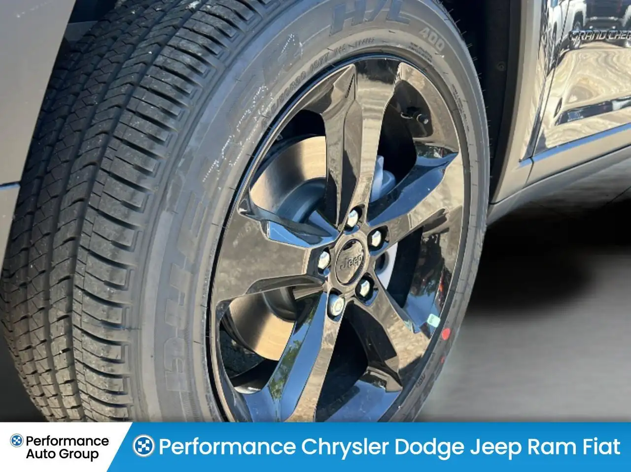 Jeep Grand Cherokee снимка Jeep Grand Cherokee