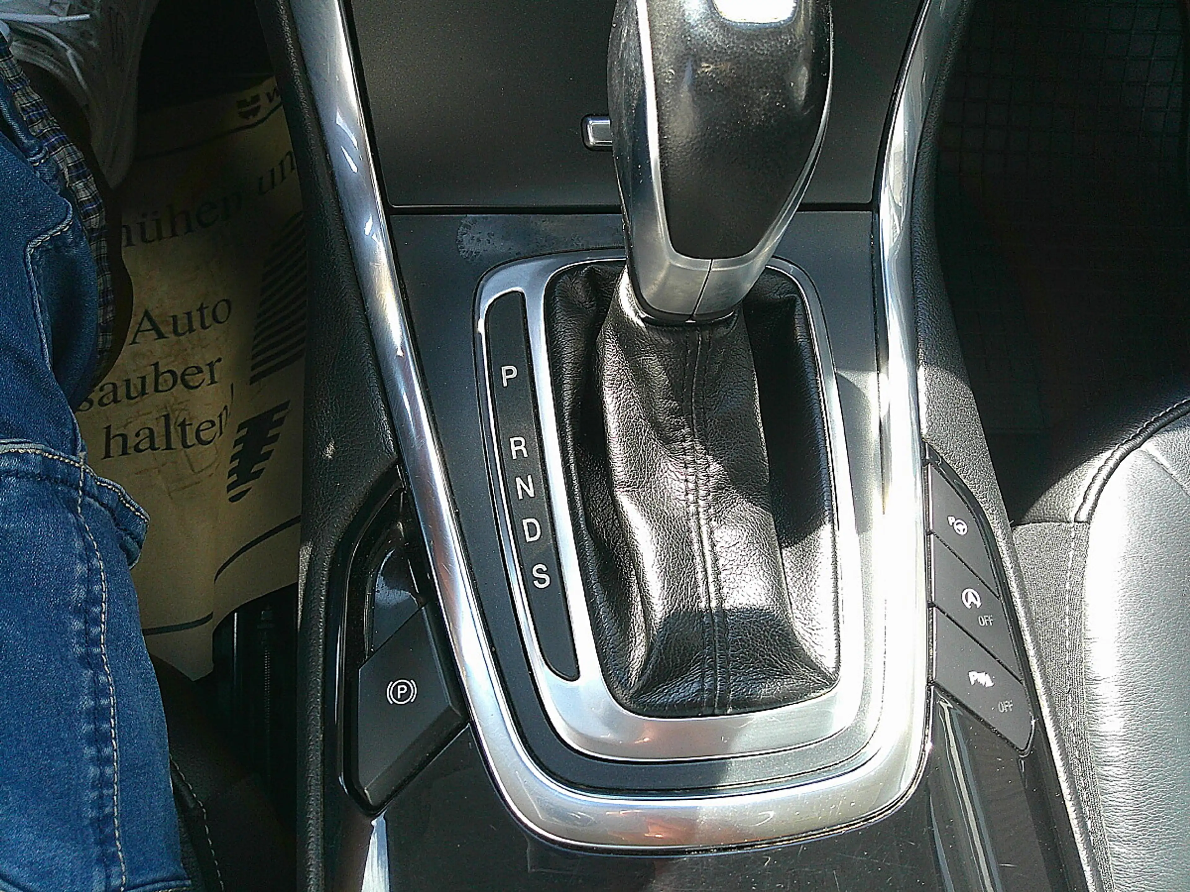 Ford Galaxy 2,0 TDCi Titanium Start/Stop Powershift — photo 14