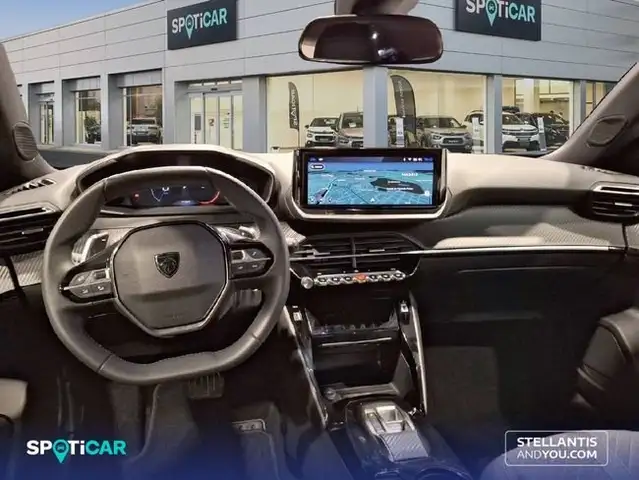 Peugeot 2008 view 8