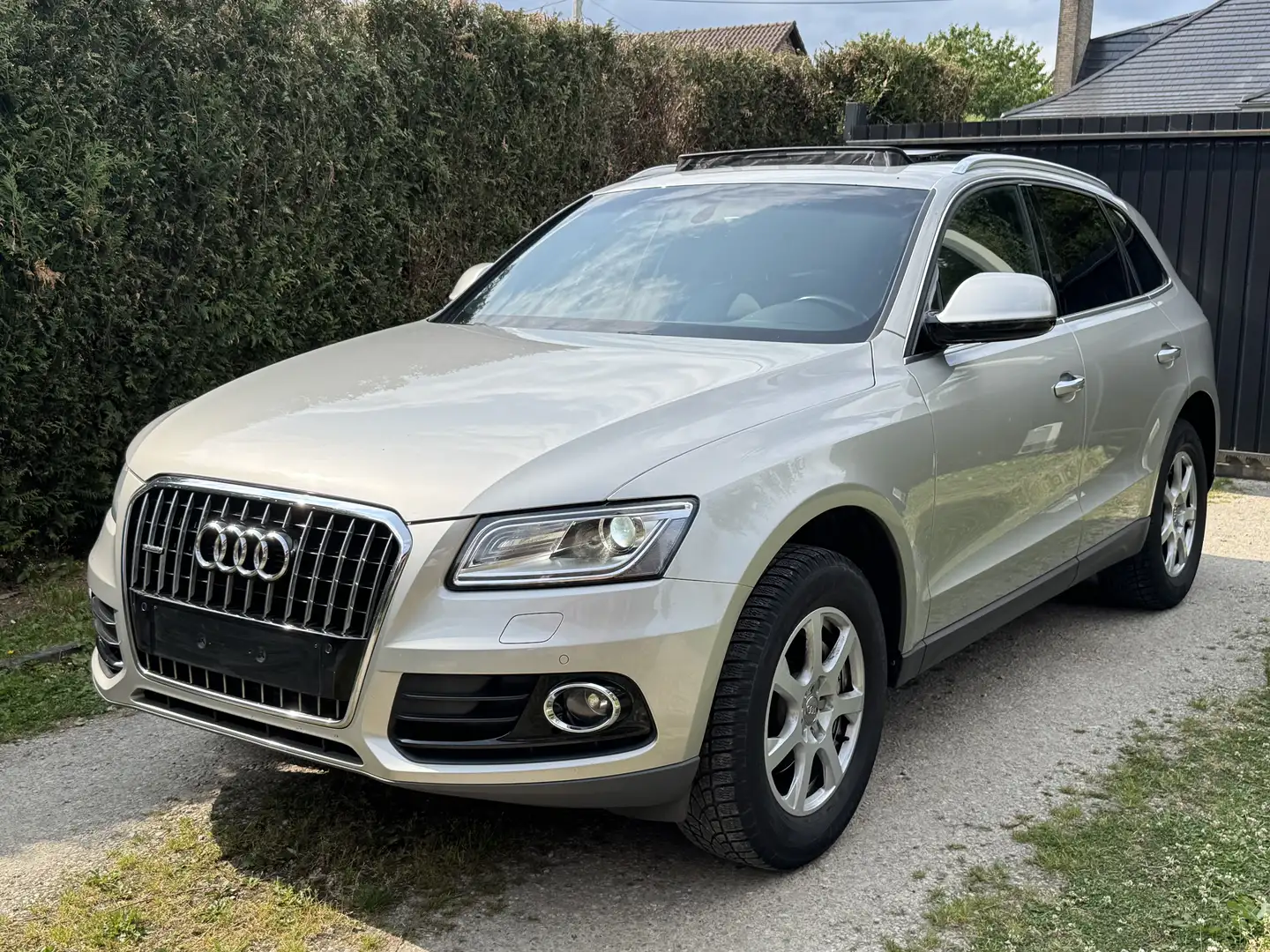 Audi Q5 2.0 TFSI quattro tiptronic+++Euro 6b+++Etat Neuf++ Beige - 1