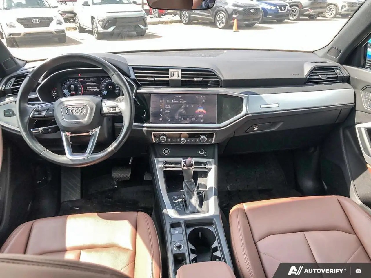 Audi Q3 снимка Audi Q3