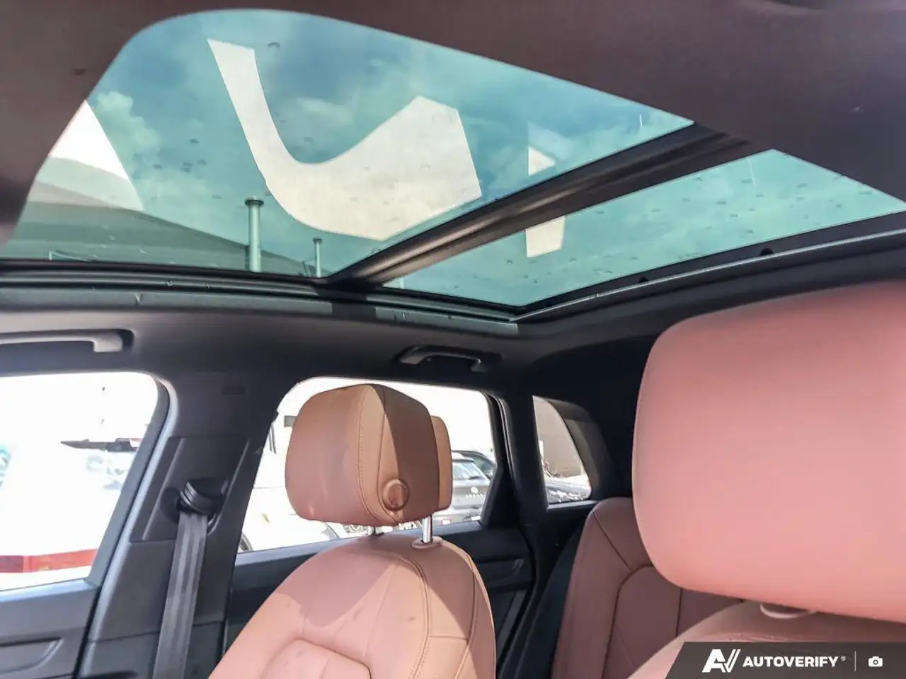 Audi Q3 снимка Audi Q3
