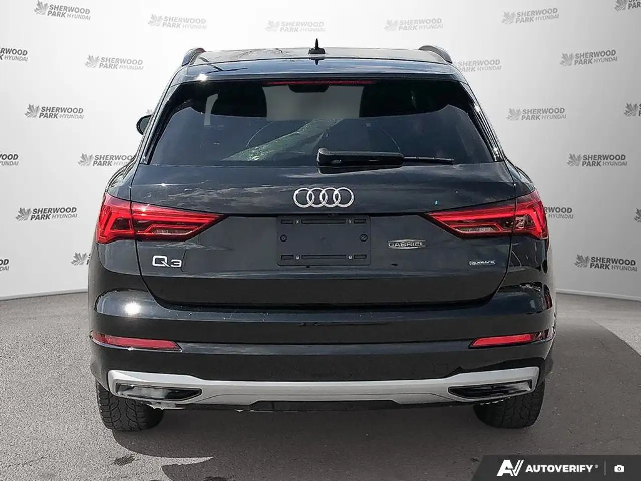 Audi Q3 снимка Audi Q3