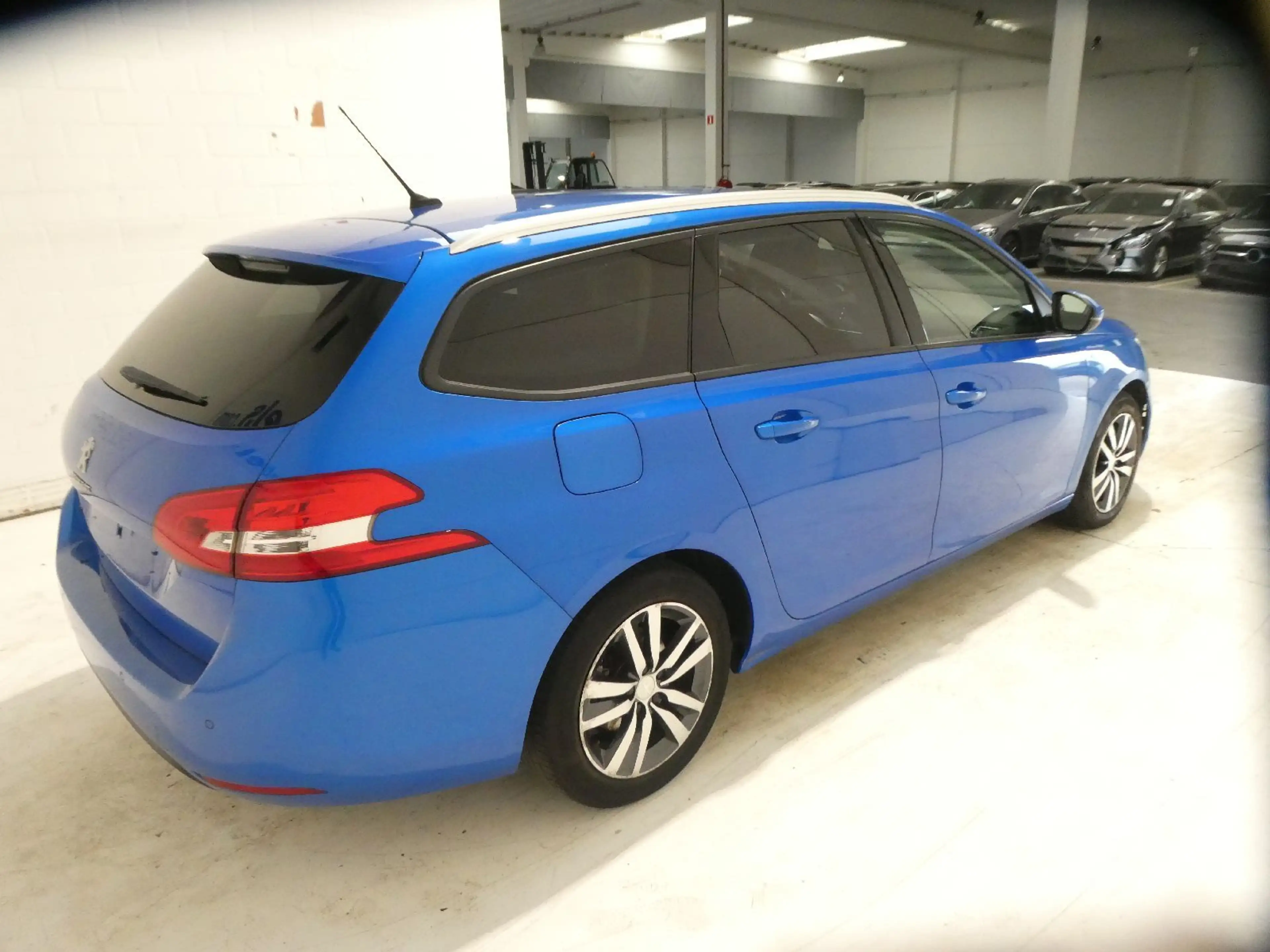 Peugeot 308 Ii Sw Active Pac — photo 7