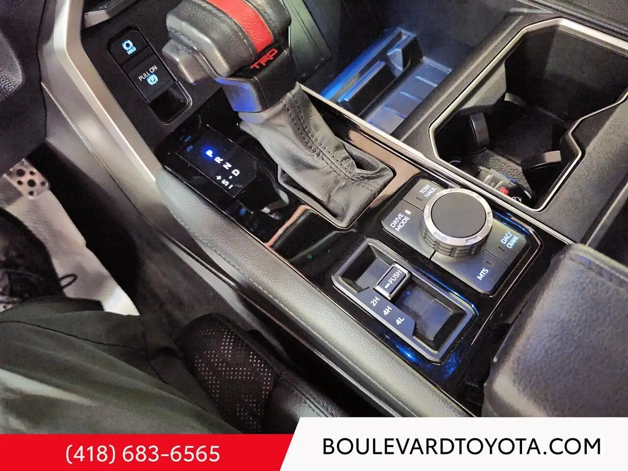 Toyota Tundra снимка Toyota Tundra
