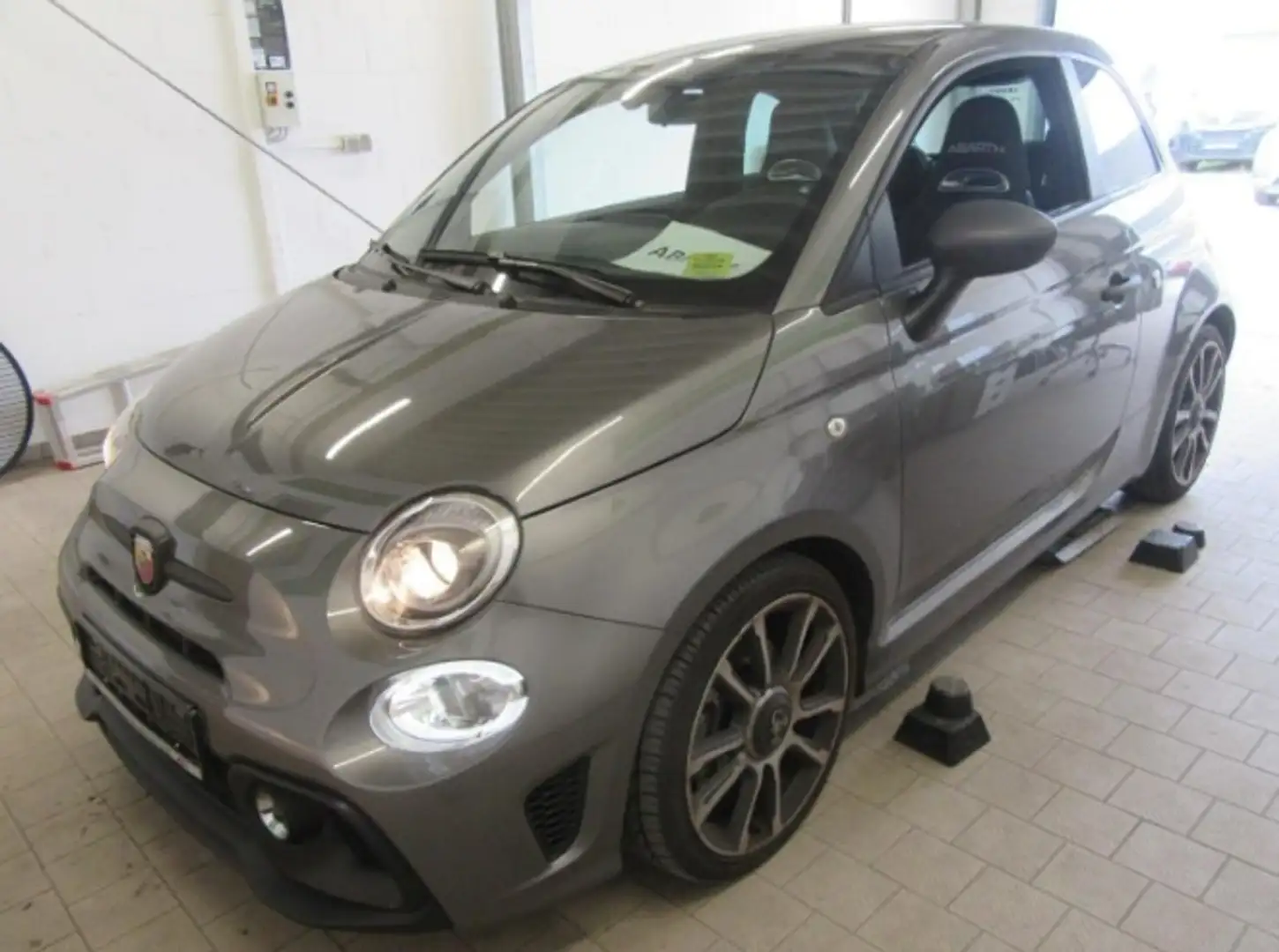 Abarth 595 1,4 T-Jet 16V Klima - Sport Grau - 1