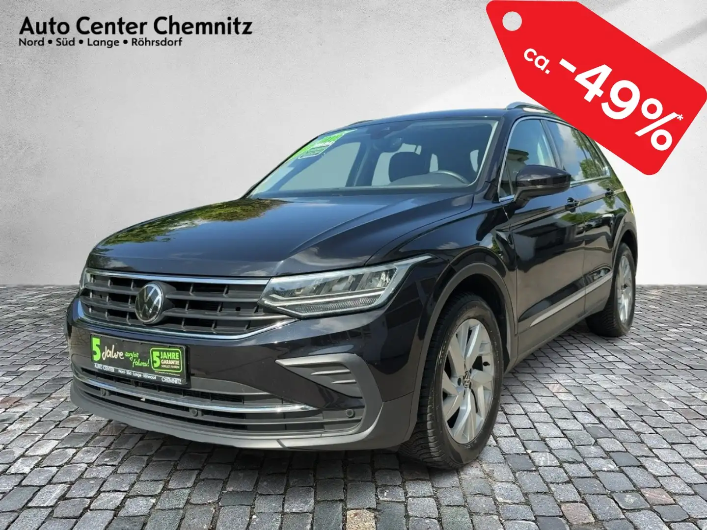 Volkswagen Tiguan 1.5 TSI Move LED/Navi/PDC/SHZ/TEMP Zwart - 2