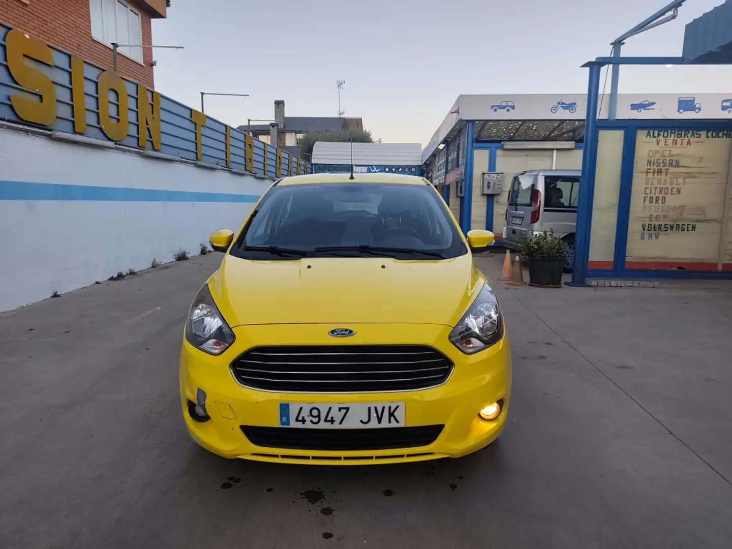 Ford Ka/Ka+ Ka+ 1.19 Ti-VCT Essential Amarillo - 2