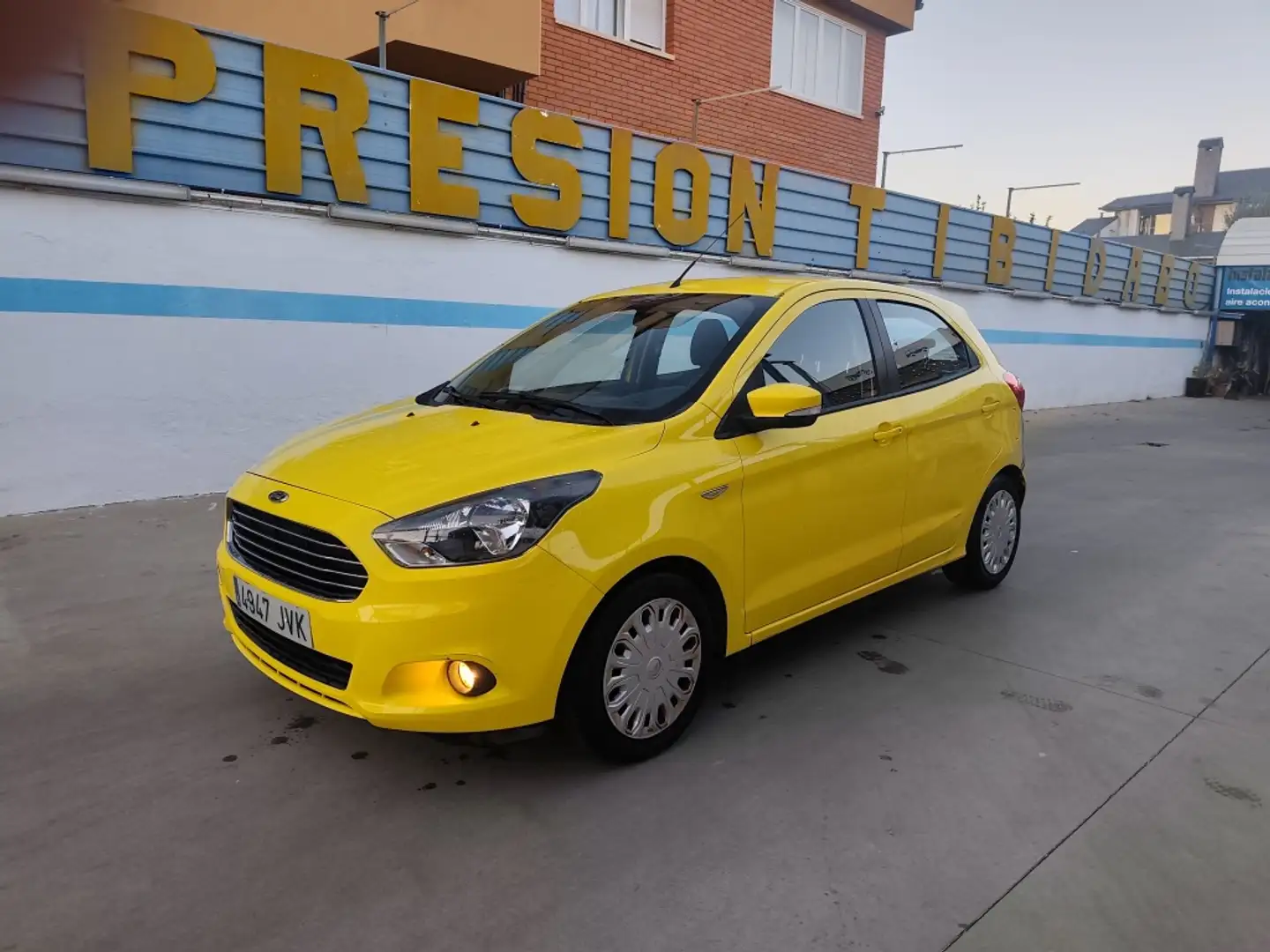 Ford Ka/Ka+ Ka+ 1.19 Ti-VCT Essential Amarillo - 1