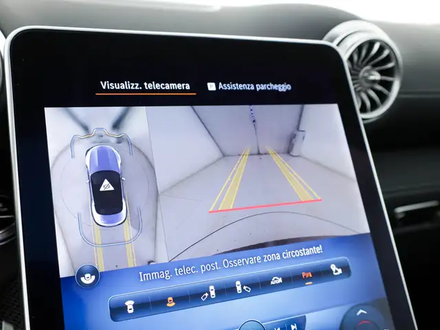 Mercedes-Benz SL view 18