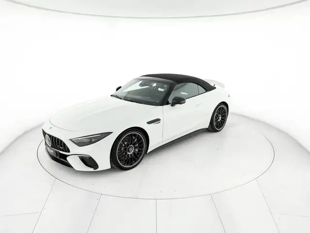 Mercedes-Benz SL view 2