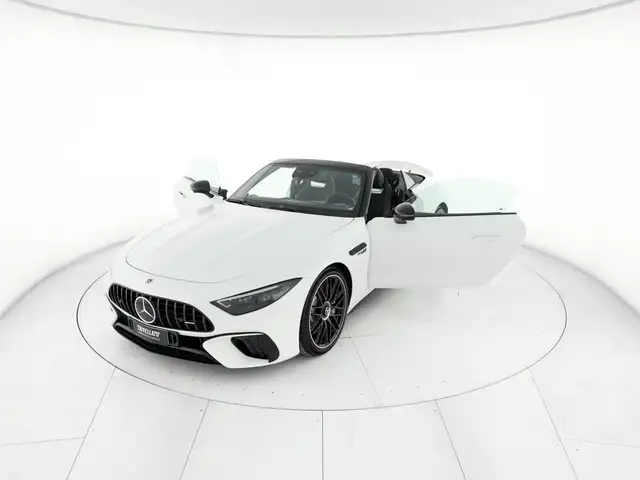 Mercedes-Benz SL view 8