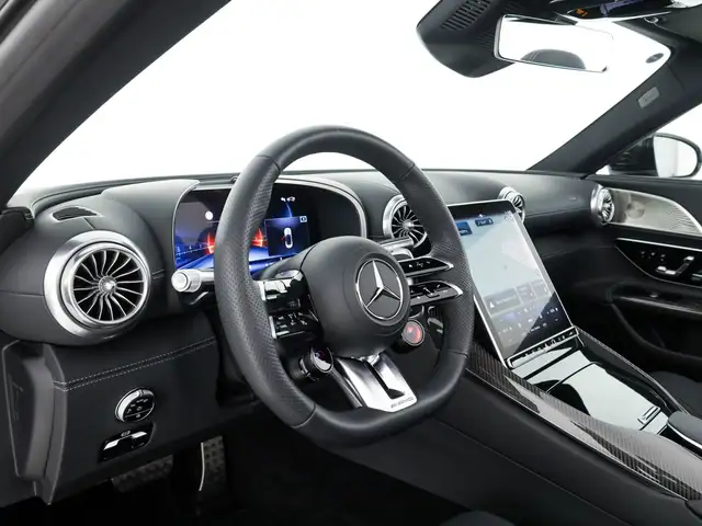 Mercedes-Benz SL view 11