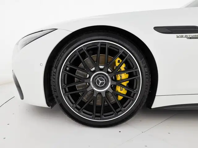 Mercedes-Benz SL view 9
