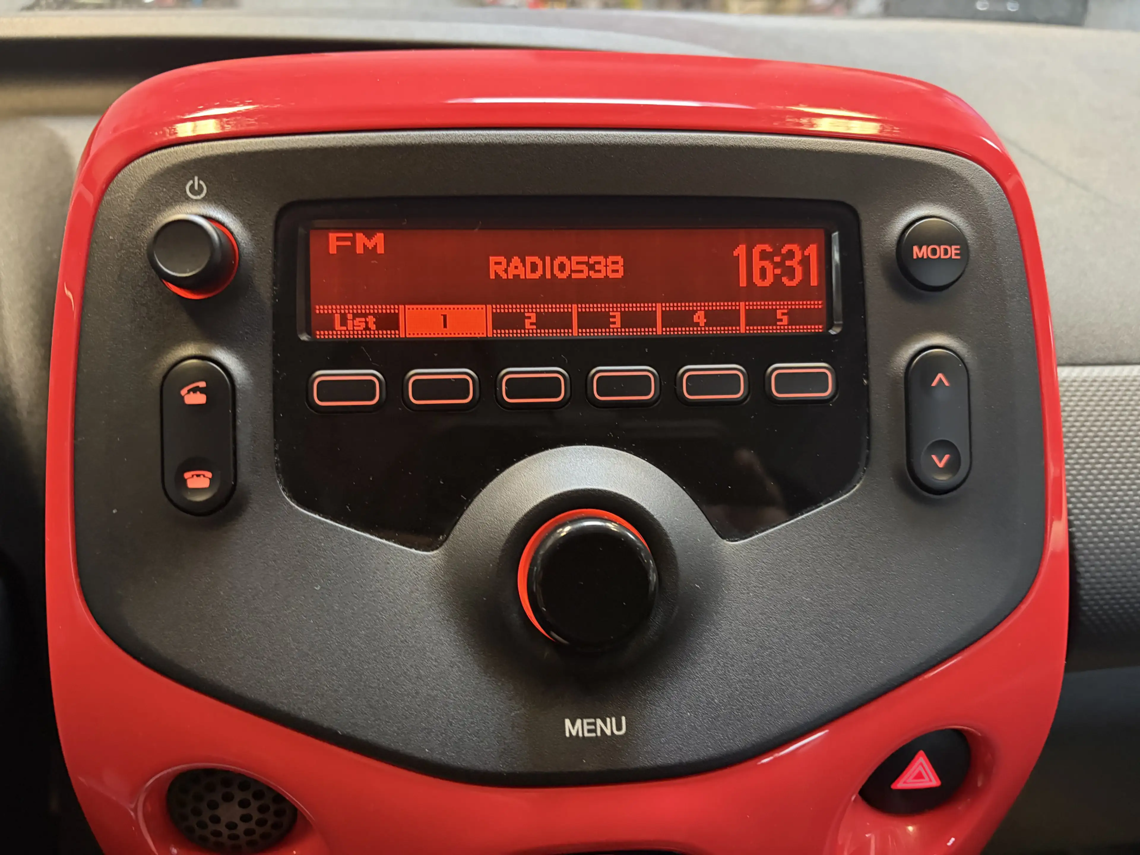 Citroen C1 1.2 PureTech Airscape Shine Cabrio Airco Cv Speedl — photo 12