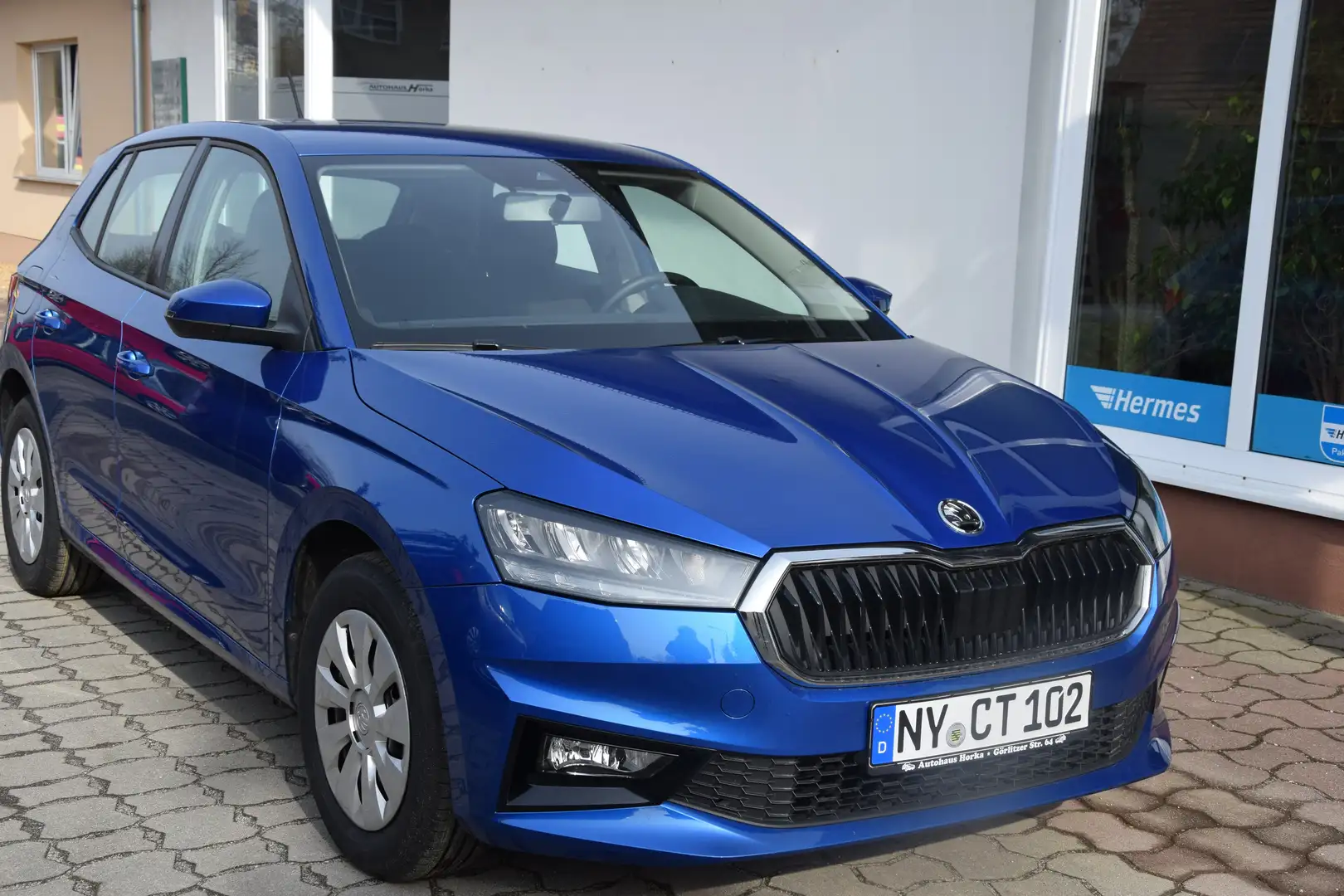 Skoda Fabia 1.0 MPI Ambition Azul - 1
