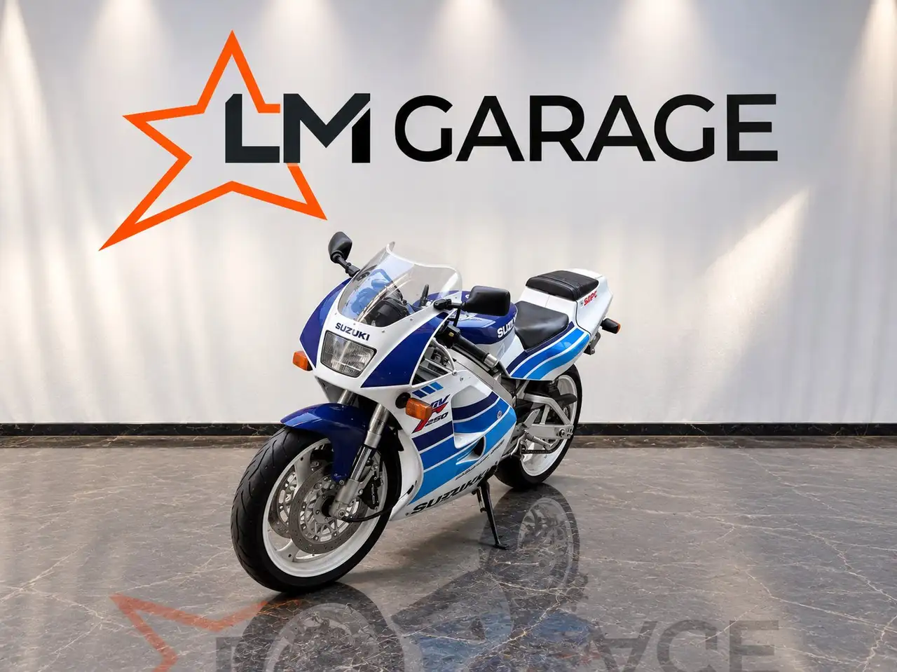 Suzuki RGV 250