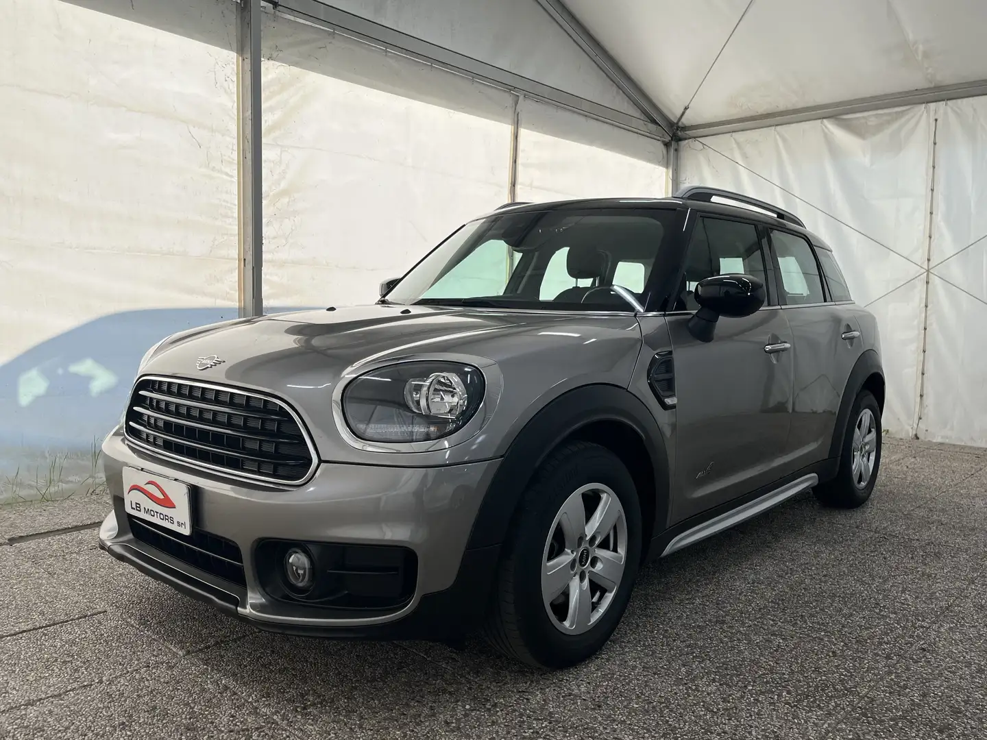 MINI Cooper D Countryman Mini Countryman 2.0 Cooper D Business all4 auto Szürke - 1