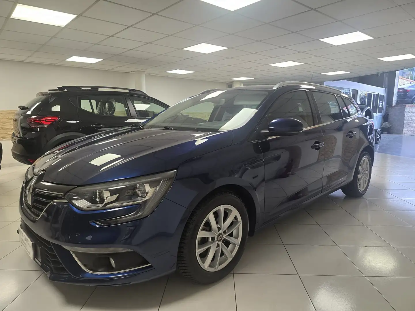 Renault Megane Megane Sporter 1.5 dci energy Zen 110cv edc Blauw - 1
