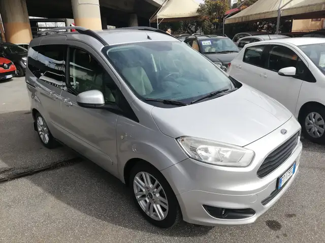 Ford Tourneo COURIER 1.0 ECOBOST