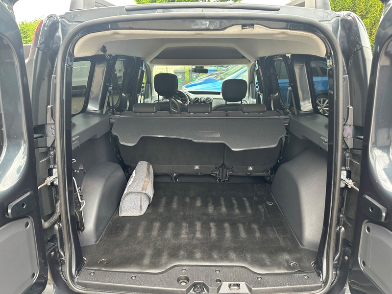 Dacia Dokker Comfort/GJR/LMF/KLIMA/FREISPRECH — photo 9