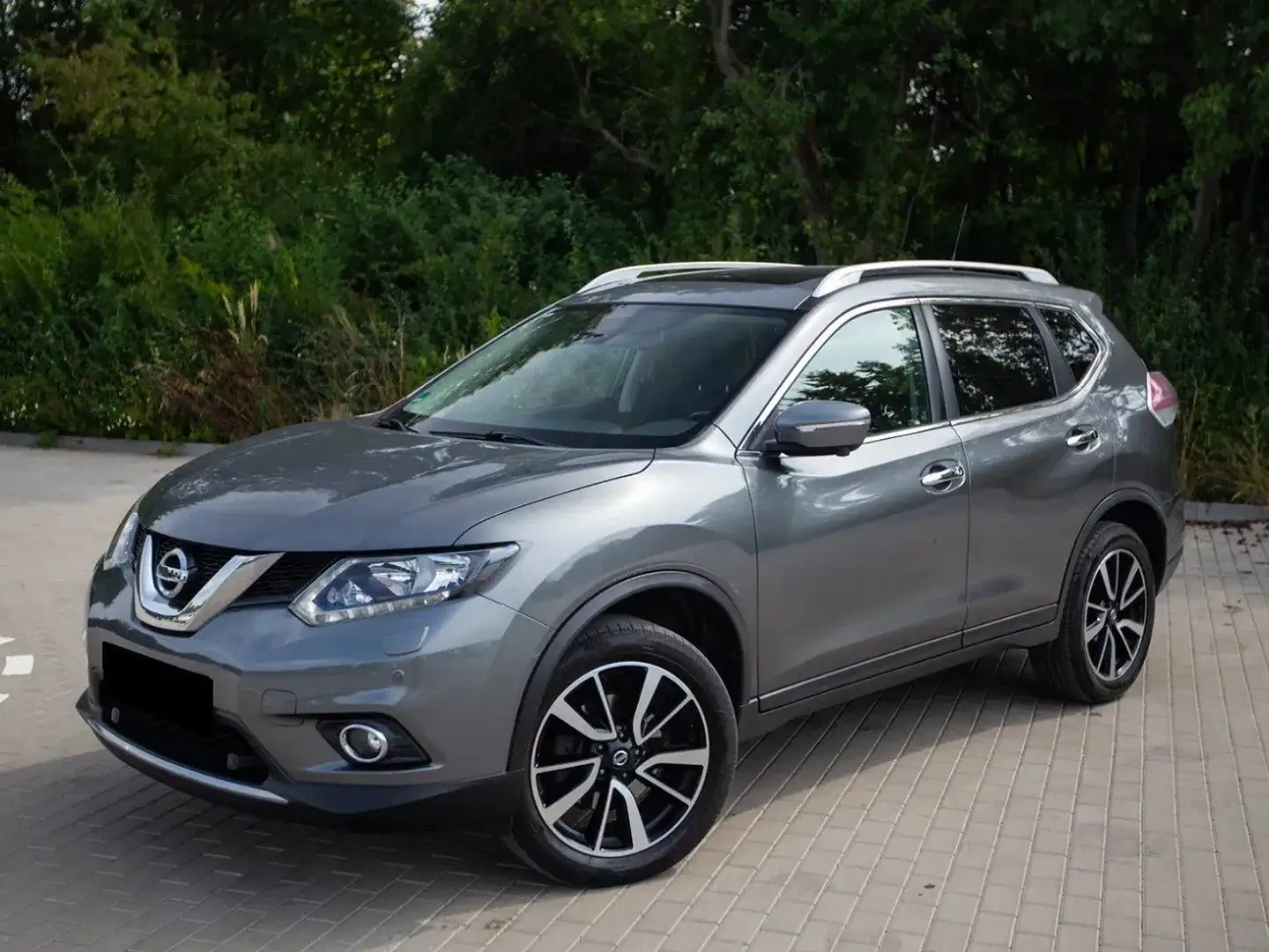 Nissan X-Trail X-Trail 2.0 dCi ALL-MODE 4x4iTekna Grau - 2