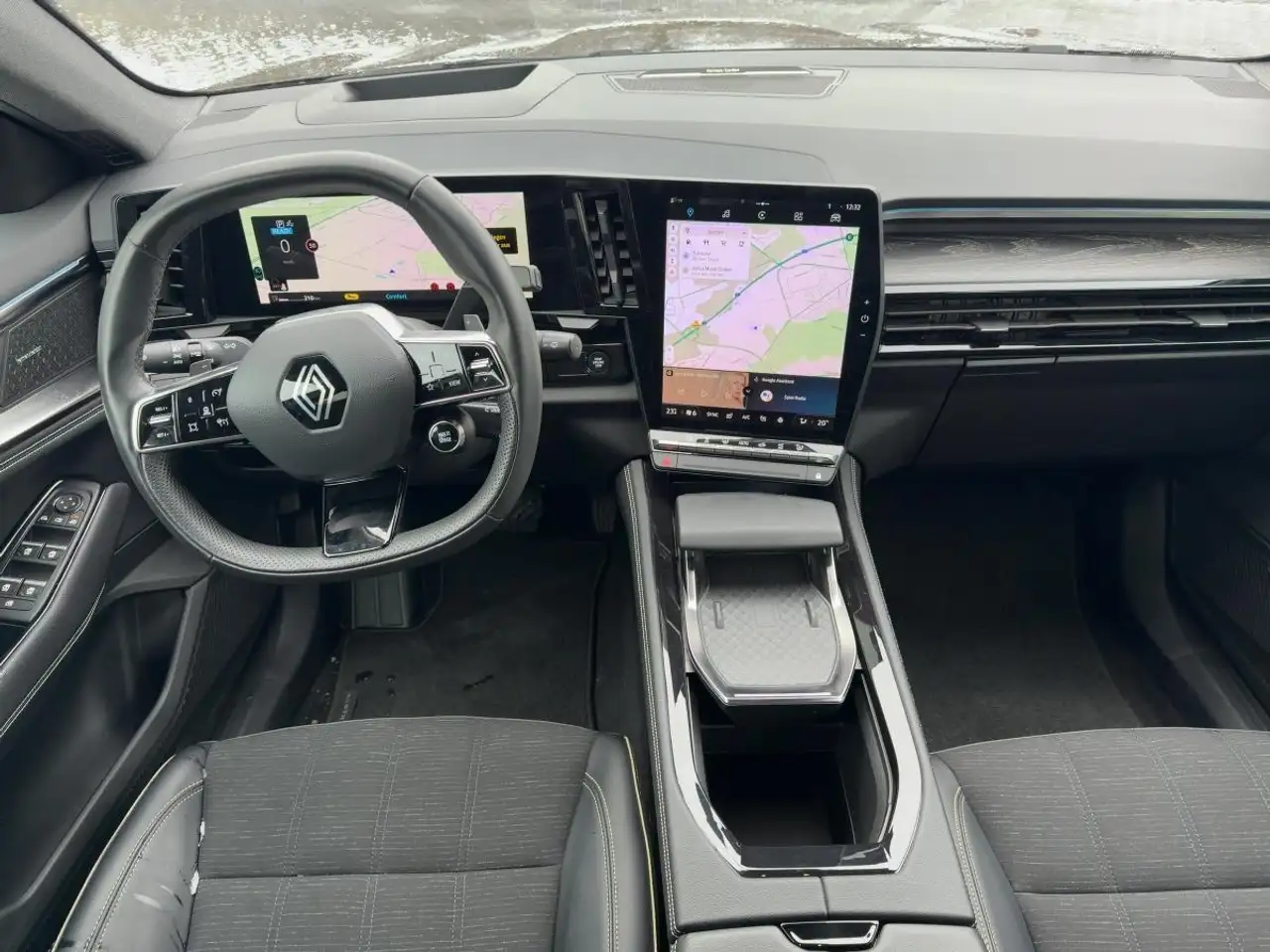 Renault Austral Iconic E-Tech Full Hybrid 200 HARMAN/WINTERRÄDER 8