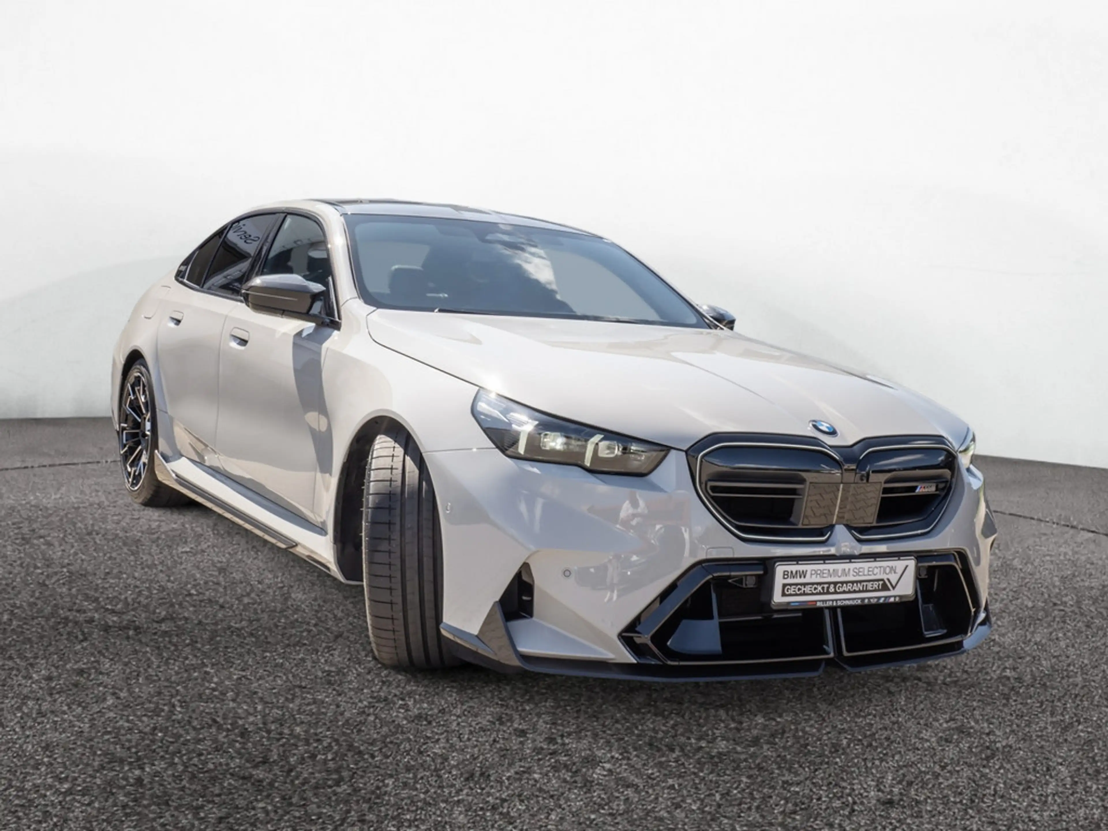 BMW M5 xDrive INDIVIDUAL UPE:181.100,- 0,5% B&W — photo 3