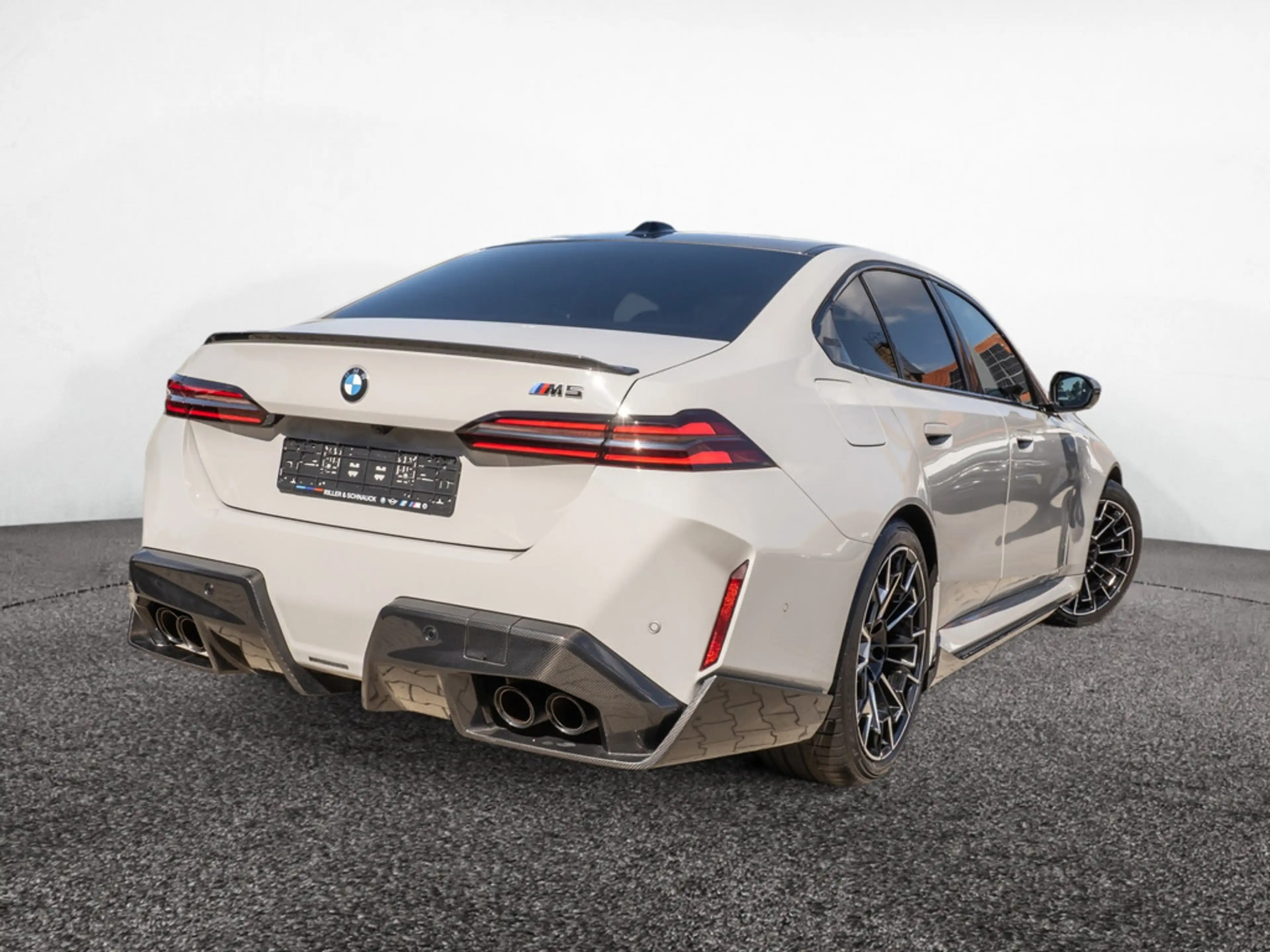 BMW M5 xDrive INDIVIDUAL UPE:181.100,- 0,5% B&W — photo 4