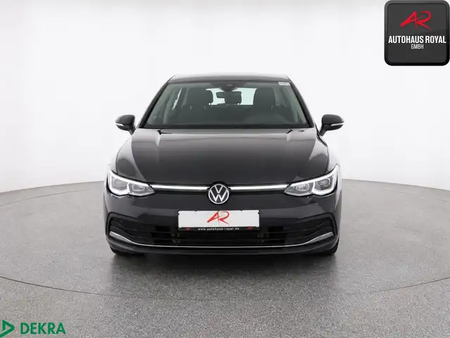 Volkswagen Golf view 6
