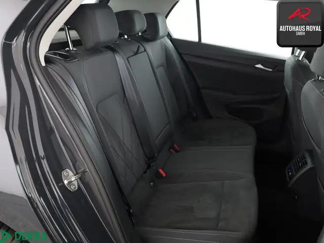 Volkswagen Golf view 8
