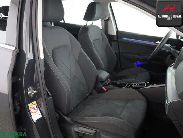 Volkswagen Golf view 9