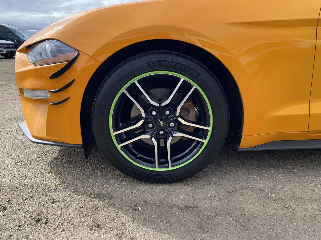 2018 Ford Mustang Fastback Premium | 200A | Rear Cam | Parking Senors — photo 3