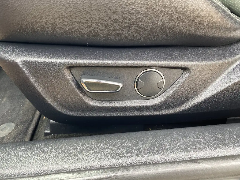 2018 Ford Mustang Fastback Premium | 200A | Rear Cam | Parking Senors — photo 8