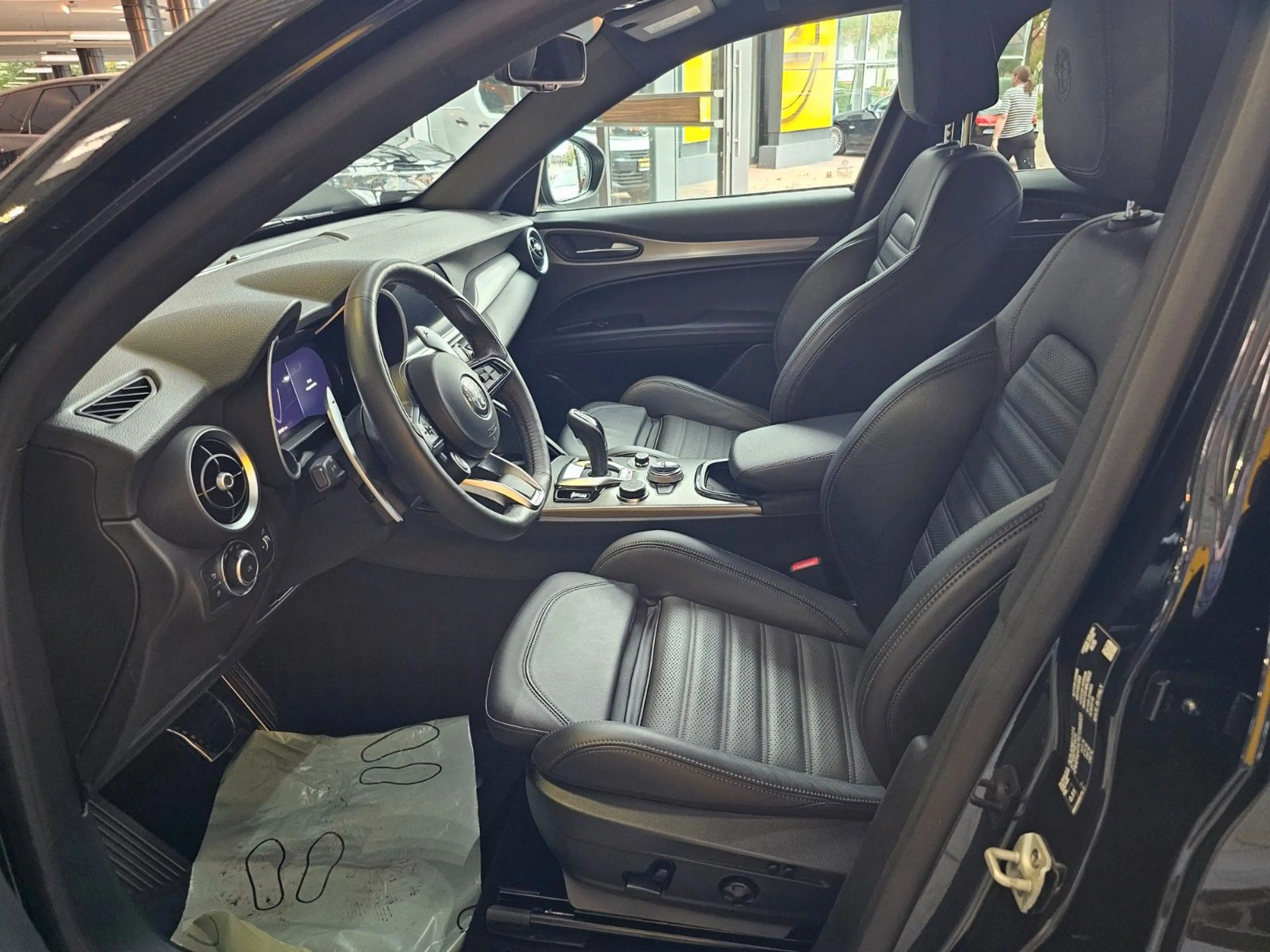 Alfa Romeo Stelvio Veloce Q4 Leder Brembo Kamera ACC AHK — photo 5