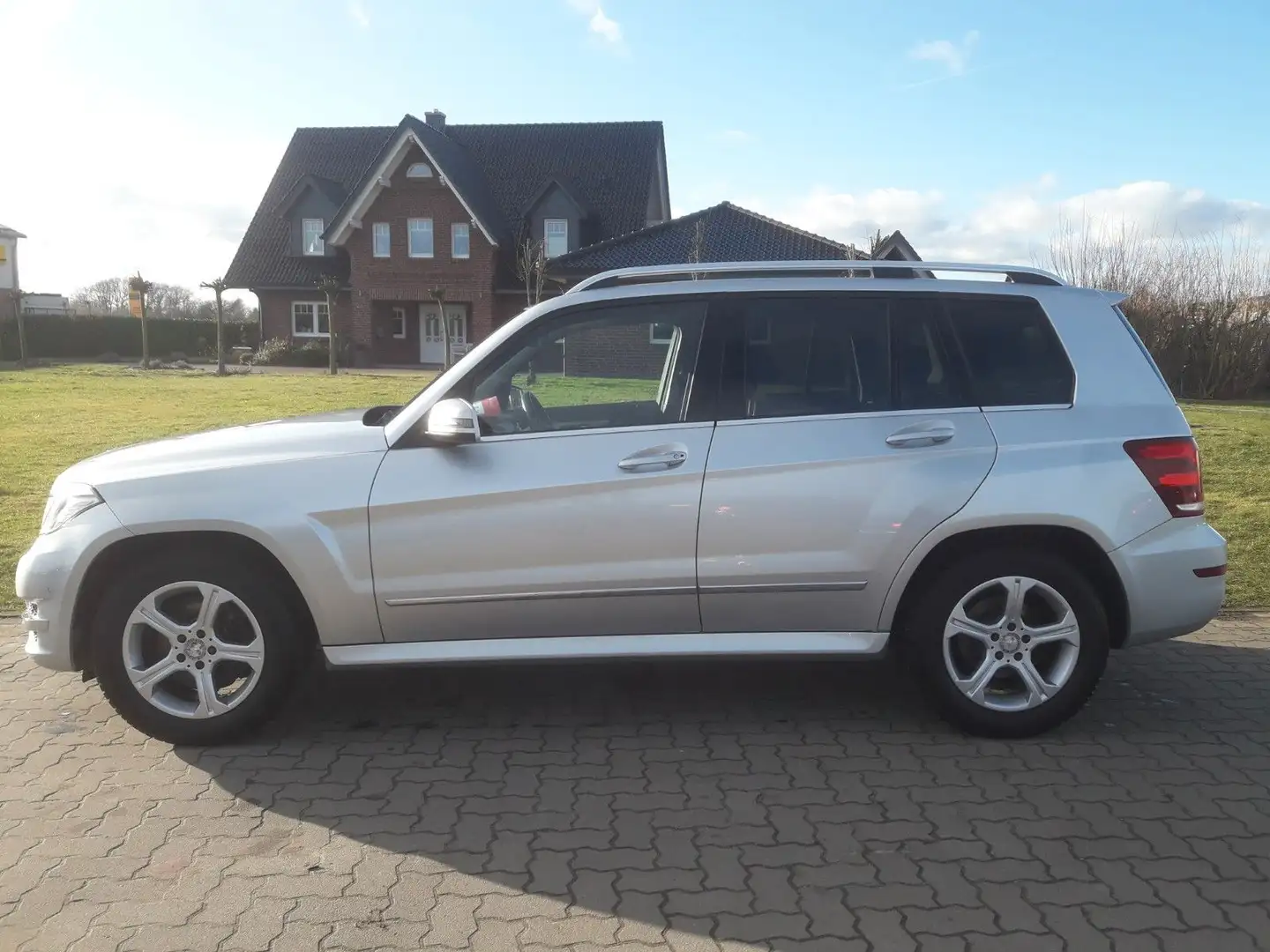 Mercedes-Benz GLK 220 CDI BlueEfficiency+Automatik+Navi+Shzg++ Argintiu - 1