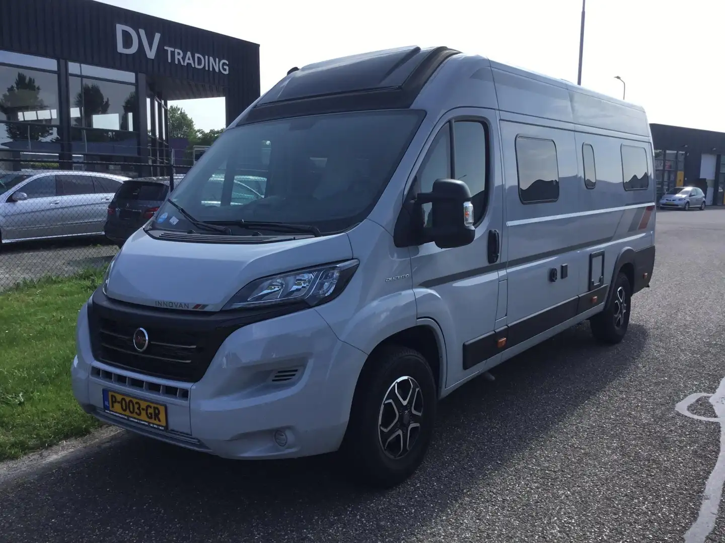 LMC C640 INNOVAN 640 AUTOMAAT VOL OPTIE,S Gris - 1