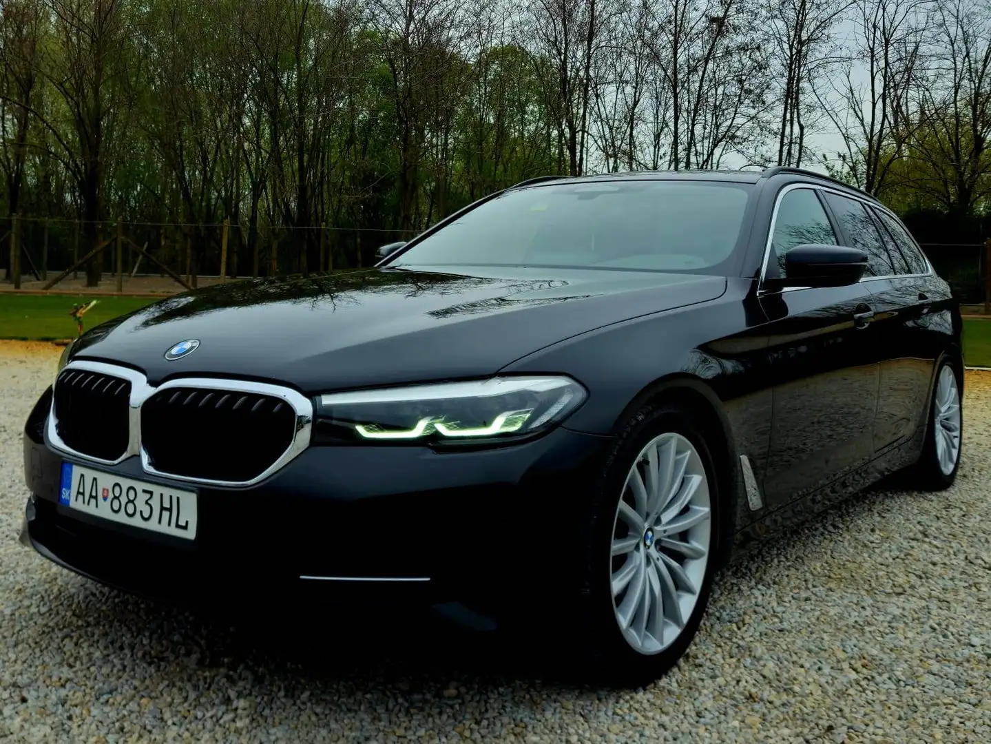 BMW 540 540d 48 V Touring xDrive Aut. Schwarz - 1