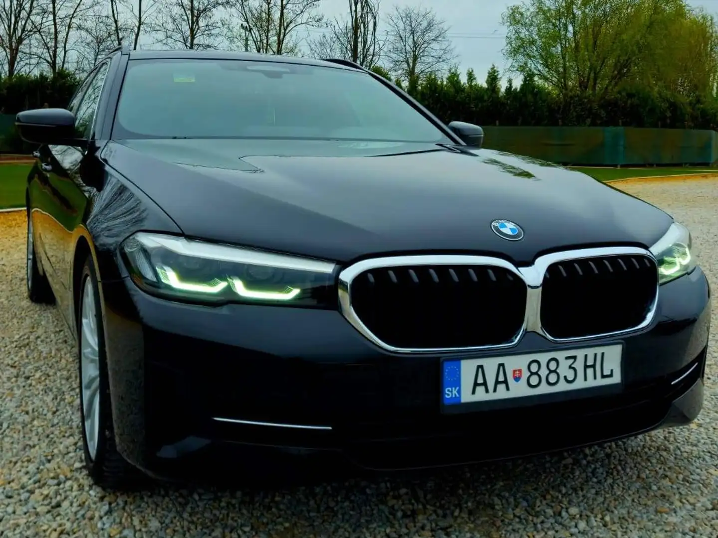 BMW 540 540d 48 V Touring xDrive Aut. Schwarz - 2
