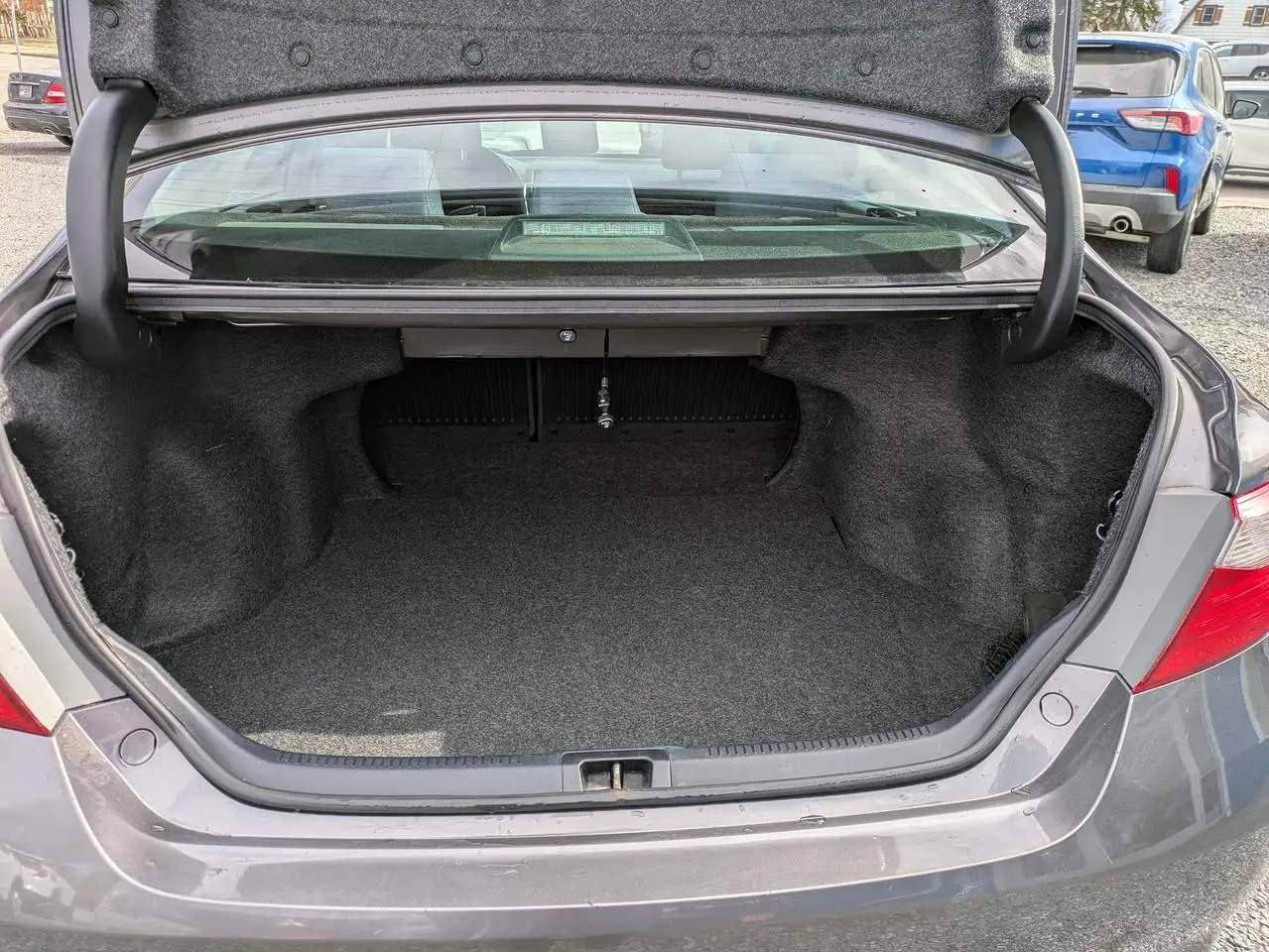 Toyota Camry снимка Toyota Camry